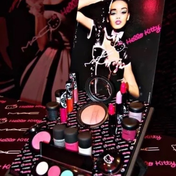 🦄 HP🦄 MAC Hello Kitty Eyeshadow x 4: Lucky Tom - Picture 9 of 9